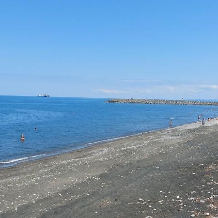 Hotel Ergo Μπατούμι Εξωτερικό φωτογραφία